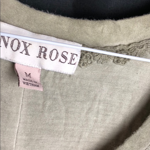 Used top by Knox rose size M - Picture 8 of 11